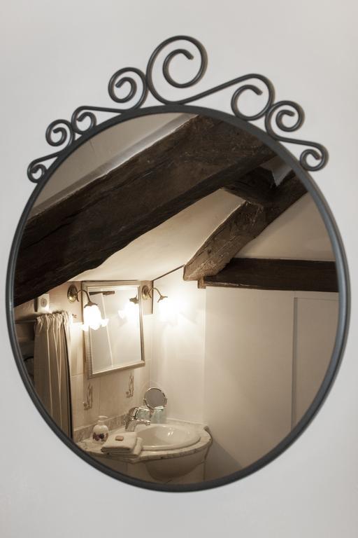 Domaine Le Chec Bed and Breakfast Saint-Ost Exteriör bild